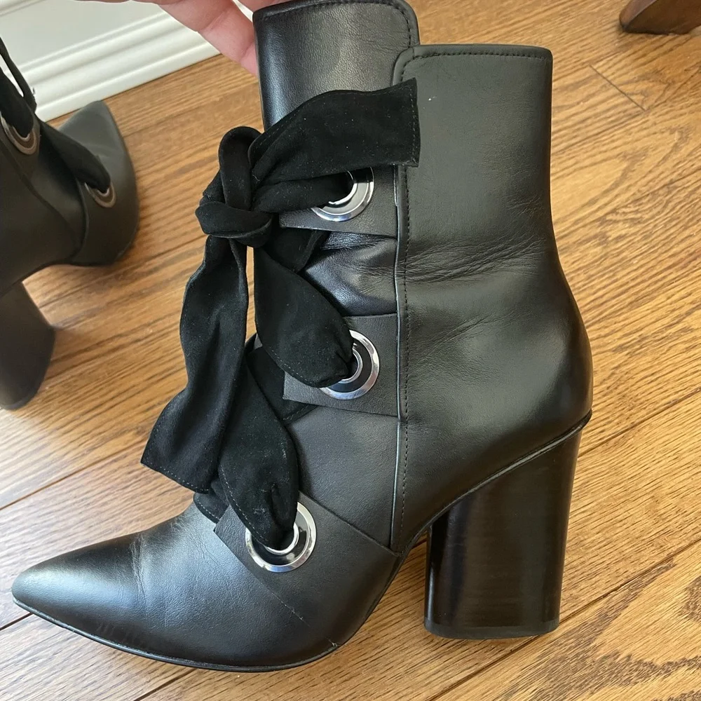 Donald J Pliner Witchy Whimsygoth Wednesday Addams Pointed Toe Victorian Boots